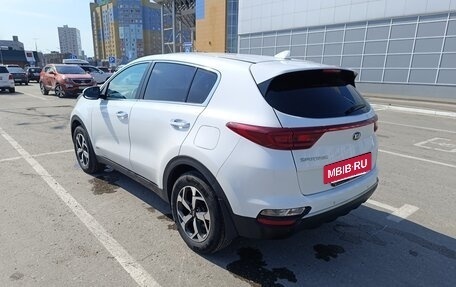 KIA Sportage IV рестайлинг, 2019 год, 2 690 000 рублей, 3 фотография
