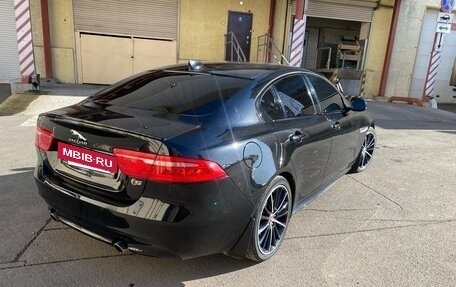 Jaguar XE I рестайлинг, 2016 год, 3 189 000 рублей, 4 фотография