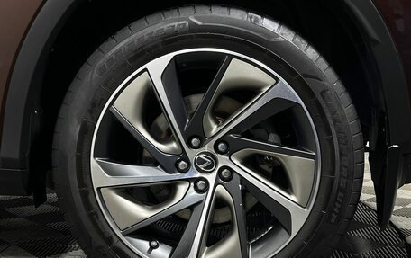 Lexus RX IV рестайлинг, 2017 год, 4 550 000 рублей, 10 фотография