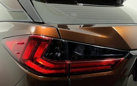 Lexus RX IV рестайлинг, 2017 год, 4 550 000 рублей, 11 фотография