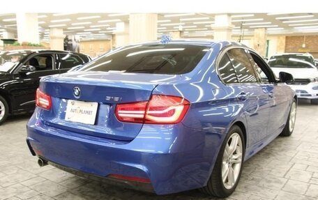 BMW 3 серия, 2018 год, 1 670 000 рублей, 6 фотография