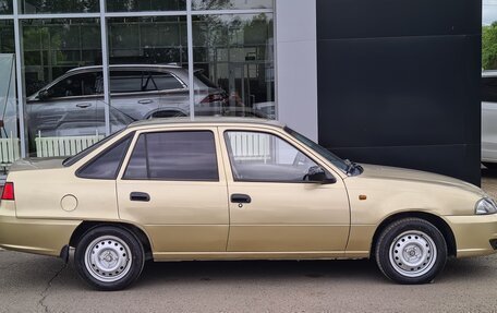 Daewoo Nexia I рестайлинг, 2011 год, 290 000 рублей, 6 фотография