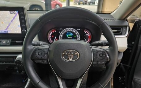 Toyota RAV4, 2022 год, 2 550 000 рублей, 10 фотография