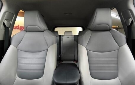 Toyota RAV4, 2022 год, 2 550 000 рублей, 13 фотография