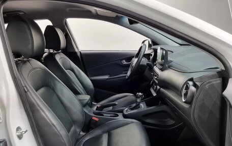 Hyundai Kona I, 2022 год, 1 600 000 рублей, 15 фотография