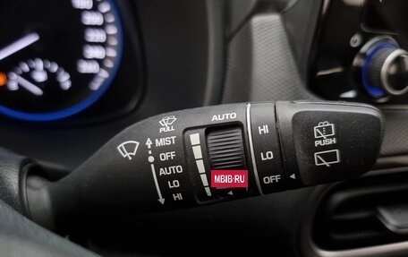 Hyundai Kona I, 2022 год, 1 600 000 рублей, 6 фотография