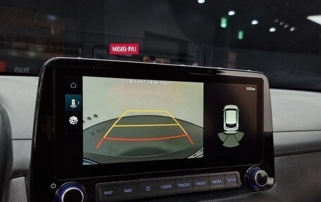 Hyundai Kona I, 2022 год, 1 600 000 рублей, 13 фотография