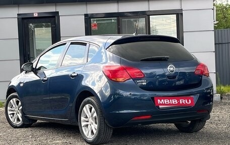 Opel Astra J, 2011 год, 585 000 рублей, 8 фотография