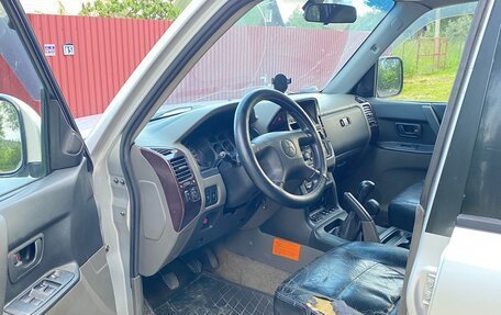 Mitsubishi Pajero III рестайлинг, 2002 год, 750 000 рублей, 12 фотография