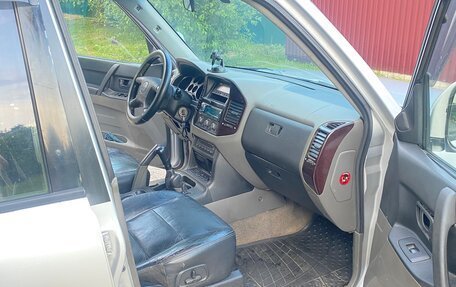 Mitsubishi Pajero III рестайлинг, 2002 год, 750 000 рублей, 9 фотография