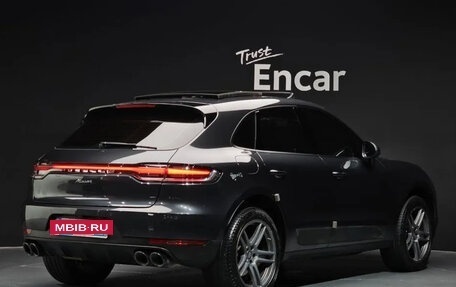 Porsche Macan I рестайлинг, 2021 год, 5 727 000 рублей, 2 фотография