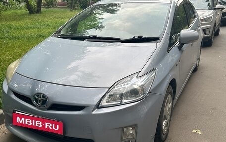 Toyota Prius, 2010 год, 1 100 000 рублей, 3 фотография