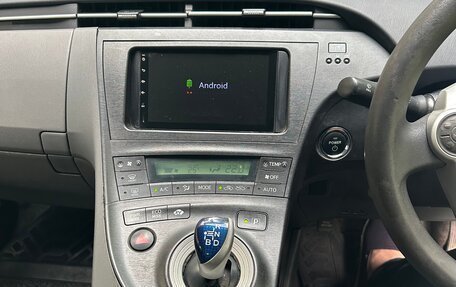 Toyota Prius, 2010 год, 1 100 000 рублей, 5 фотография