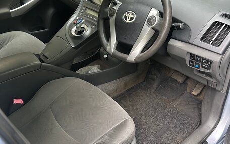 Toyota Prius, 2010 год, 1 100 000 рублей, 6 фотография