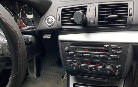 BMW 1 серия, 2006 год, 910 000 рублей, 12 фотография