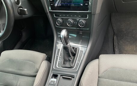 Volkswagen Golf VII, 2019 год, 1 740 000 рублей, 5 фотография