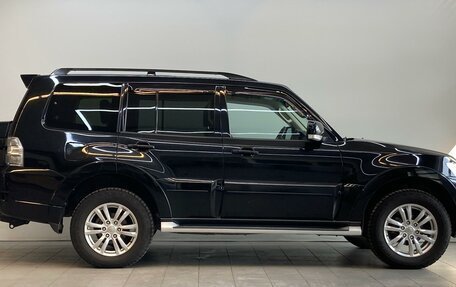 Mitsubishi Pajero IV, 2018 год, 3 500 000 рублей, 5 фотография