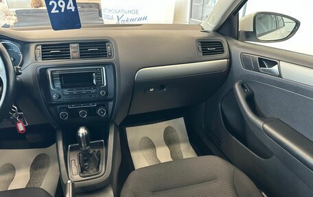 Volkswagen Jetta VI, 2016 год, 1 349 000 рублей, 14 фотография