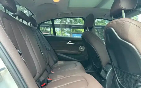 BMW 1 серия, 2022 год, 1 600 000 рублей, 12 фотография