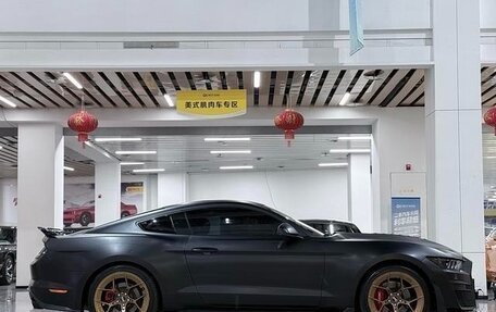 Ford Mustang VI рестайлинг, 2022 год, 3 420 000 рублей, 4 фотография