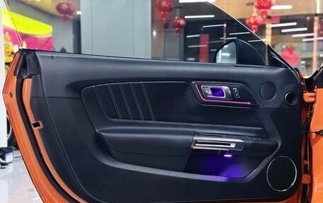 Ford Mustang VI рестайлинг, 2022 год, 3 420 000 рублей, 10 фотография