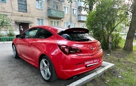 Opel Astra J, 2011 год, 980 000 рублей, 2 фотография