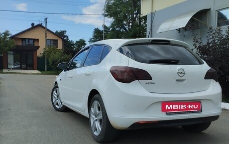 Opel Astra J, 2012 год, 720 000 рублей, 4 фотография