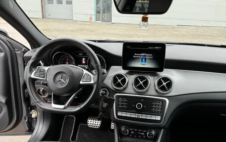 Mercedes-Benz GLA, 2019 год, 3 100 000 рублей, 13 фотография