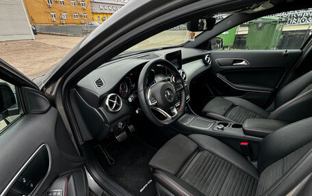 Mercedes-Benz GLA, 2019 год, 3 100 000 рублей, 12 фотография