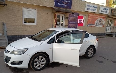 Opel Astra J, 2014 год, 750 000 рублей, 4 фотография