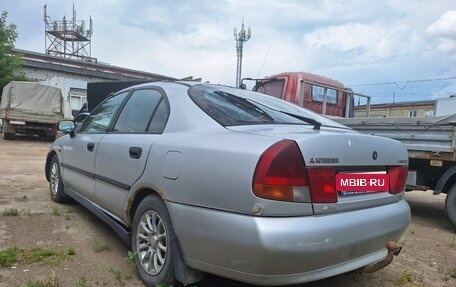 Mitsubishi Carisma I, 1998 год, 80 000 рублей, 3 фотография