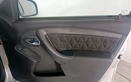 Renault Duster I рестайлинг, 2017 год, 845 000 рублей, 15 фотография
