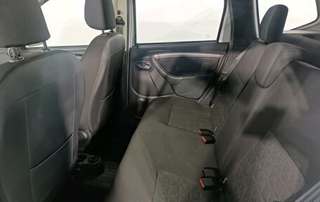 Renault Duster I рестайлинг, 2017 год, 845 000 рублей, 17 фотография