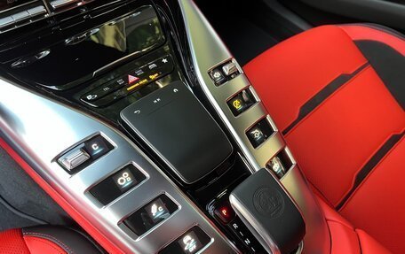 Mercedes-Benz AMG GT I рестайлинг, 2022 год, 7 954 000 рублей, 13 фотография