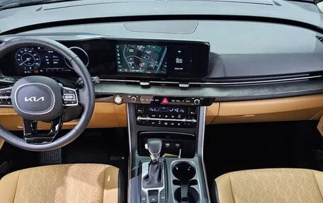 KIA Carnival, 2022 год, 4 000 000 рублей, 2 фотография