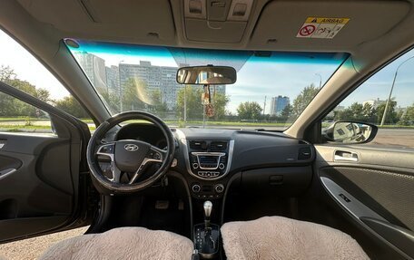 Hyundai Solaris II рестайлинг, 2015 год, 900 000 рублей, 6 фотография