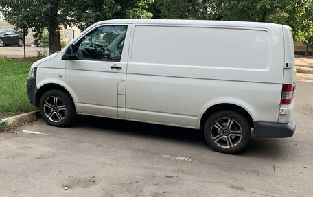 Volkswagen Transporter T5 рестайлинг, 2013 год, 1 600 000 рублей, 3 фотография