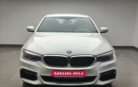 BMW 5 серия, 2018 год, 3 700 000 рублей, 2 фотография