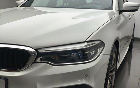 BMW 5 серия, 2018 год, 3 700 000 рублей, 21 фотография