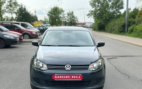Volkswagen Polo VI (EU Market), 2012 год, 649 000 рублей, 2 фотография
