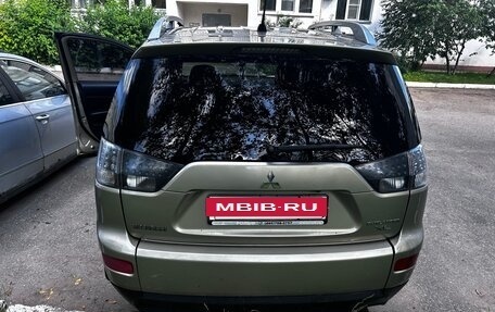 Mitsubishi Outlander III рестайлинг 3, 2008 год, 1 000 000 рублей, 9 фотография