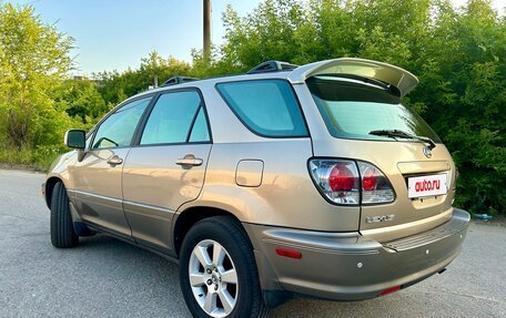 Lexus RX IV рестайлинг, 2001 год, 1 150 000 рублей, 3 фотография
