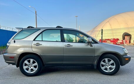 Lexus RX IV рестайлинг, 2001 год, 1 150 000 рублей, 6 фотография