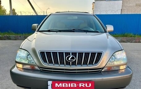 Lexus RX IV рестайлинг, 2001 год, 1 150 000 рублей, 8 фотография