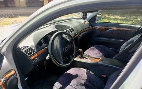 Mercedes-Benz E-Класс, 2004 год, 760 000 рублей, 8 фотография