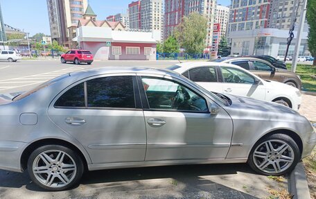 Mercedes-Benz E-Класс, 2004 год, 760 000 рублей, 2 фотография