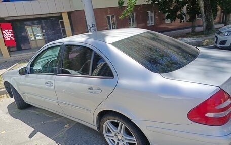Mercedes-Benz E-Класс, 2004 год, 760 000 рублей, 6 фотография