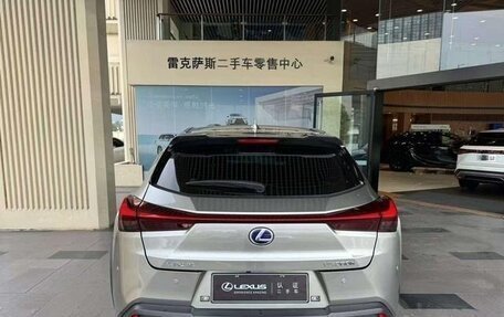 Lexus UX I, 2021 год, 2 370 000 рублей, 3 фотография