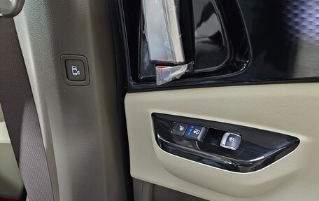 KIA Carnival, 2022 год, 7 000 000 рублей, 17 фотография