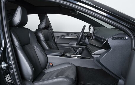 Toyota Camry, 2024 год, 3 598 000 рублей, 8 фотография